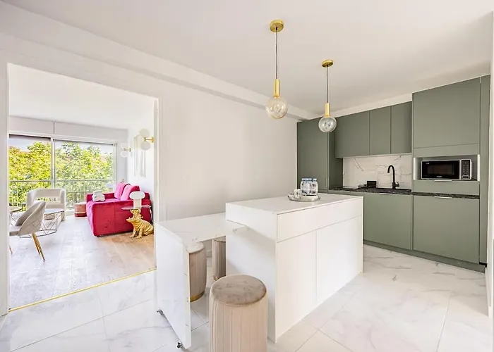 3 Bedroom #3sdb#champ De Mars# Eiffel Tower * Paris