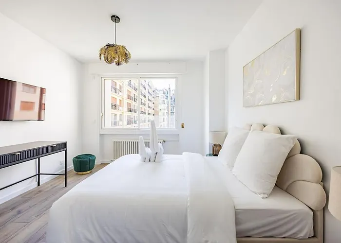 Appartement 3 Bedroom #3sdb#champ De Mars# Eiffel Tower