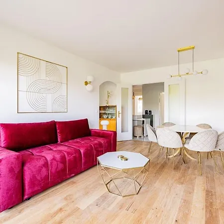 3 Bedroom #3sdb#champ De Mars# Eiffel Tower Apartment